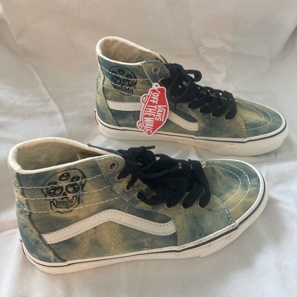 Acid Wash Skull High Top Vans (new w/ tag)